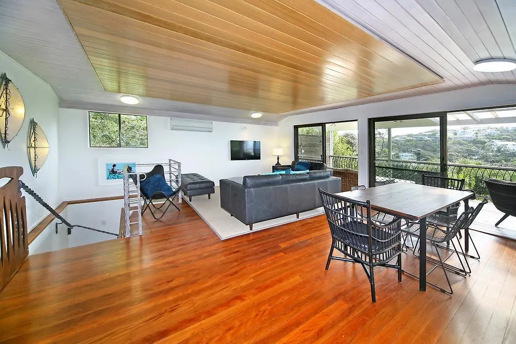 Coastal Pet Retreat With A View Australia