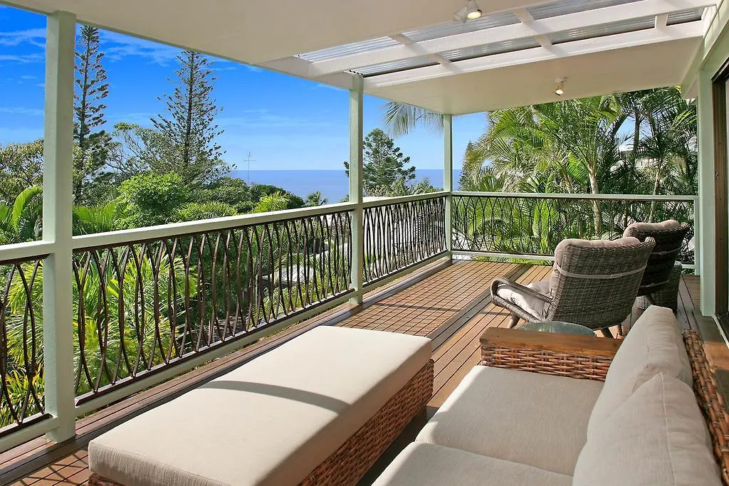 Coastal Pet Retreat With A View